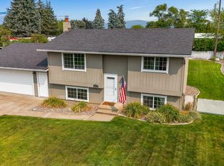 19321 E Valleyway Ave, Greenacres, WA 99016