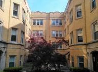 1742 W North Shore Ave APT 1, Chicago, IL 60626