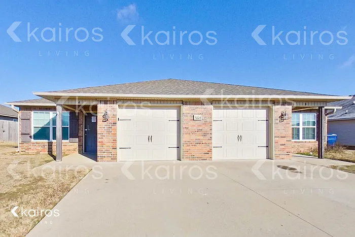 5004 Thomas St #A — Photo 1