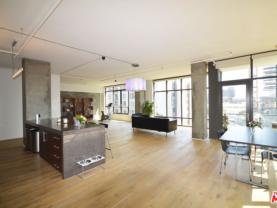 1st image of 1111 S Grand Ave APT 618