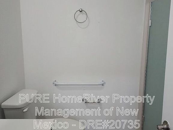 3rd image of 2367 Quinn St NE