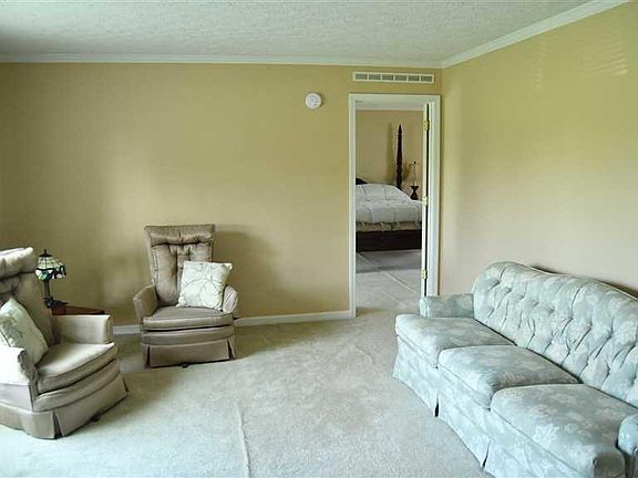 2nd image of 234 Madison 8335 Dr #8335