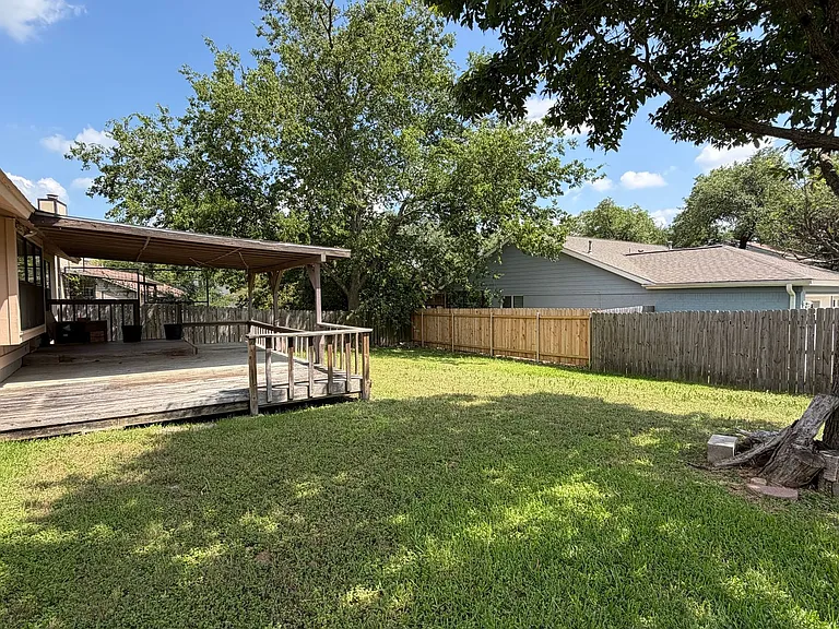 7728 Manassas Dr — Photo 13