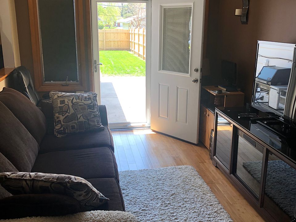 1st image of 1323 Prince Dr