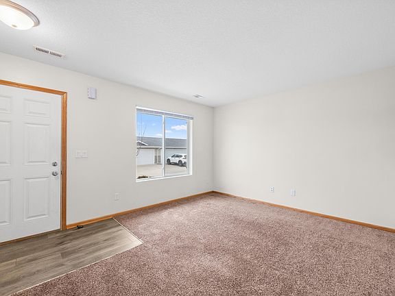 5th image of 825 Parker Blvd #502