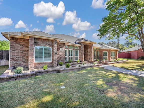 5th image of 5400 Hillcrest Ct