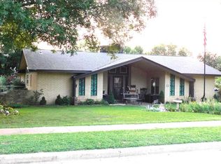 1624 N Pecan Rd, Ponca City, OK 74604