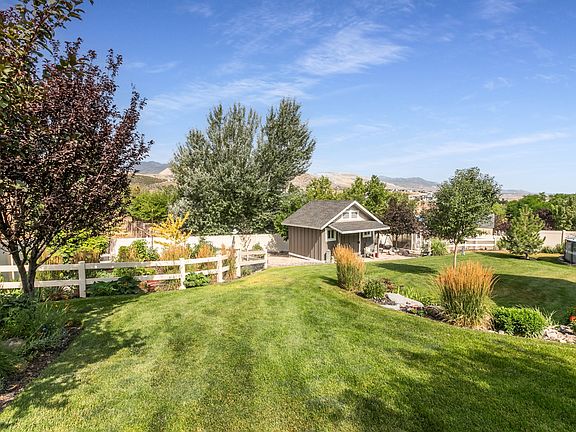 3rd image of 6984 W Boulder Ridge Cir