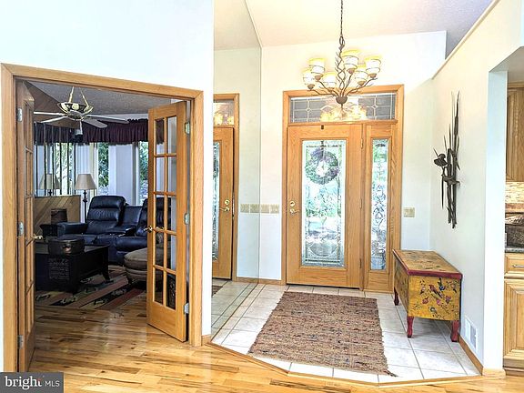 5th image of 436 Forbes Rd