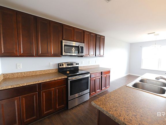 4th image of 6966 Crimson Ridge St