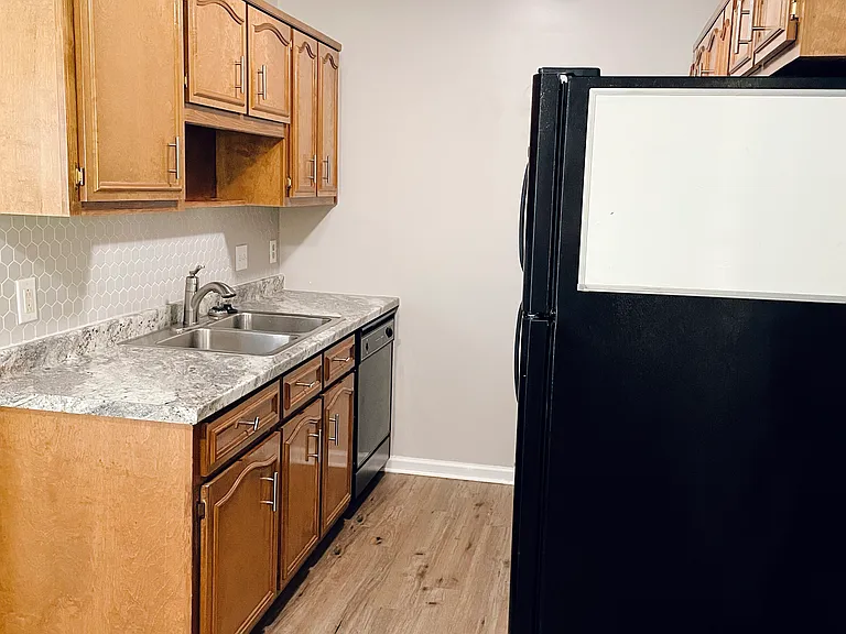 8428 Canaan Dr — Photo 7
