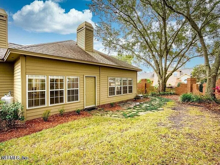 7820 Deerwood Point Ct — Photo 4
