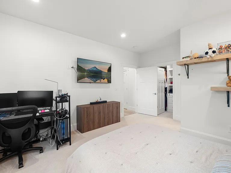 17051 SE Manley St — Photo 35