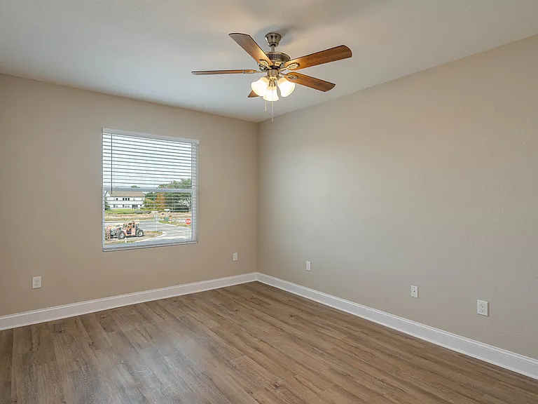 1035 Oak Hammock Dr #1 — Photo 11