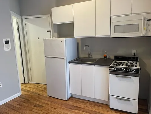 Rented by Centennial Properties NY | media 2