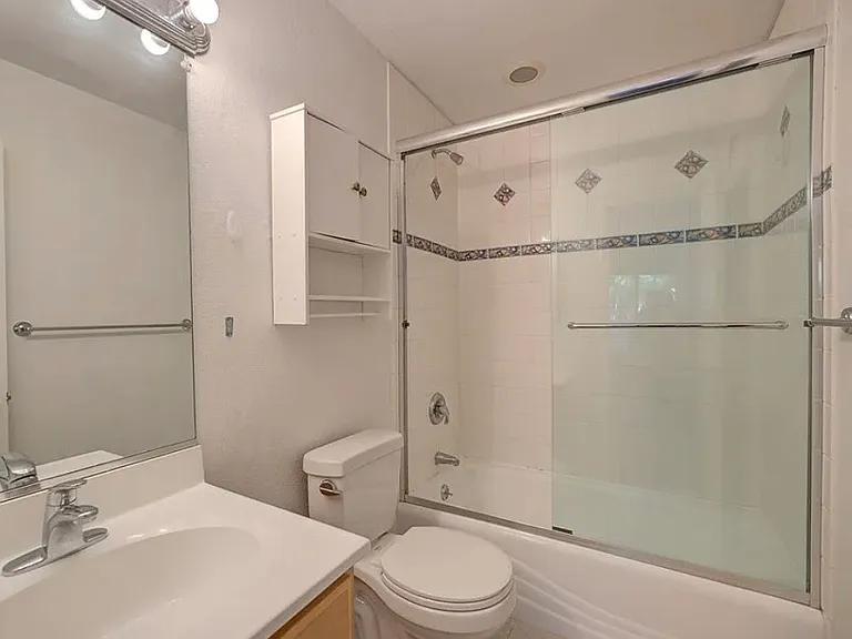 1397 Cavalier Ln — Photo 4