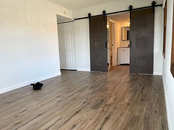 4th image of 1796 Fayette Walk APT F