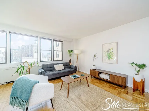 201 E 21st St APT 9L, New York, NY 10010