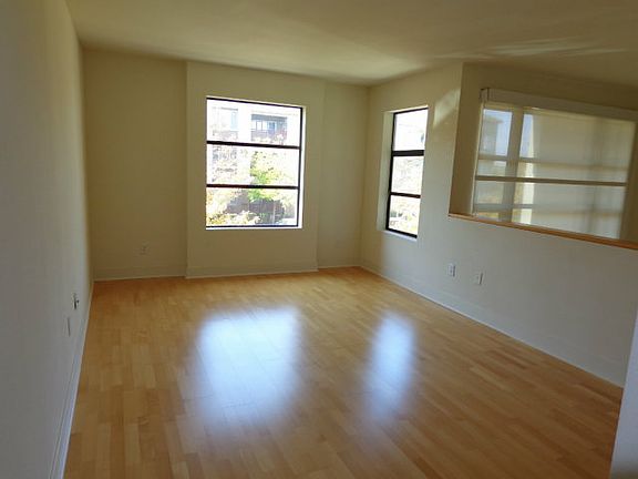 3rd image of 350 E Mission St Unit 113