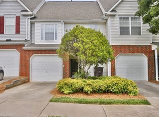 3335 Victoria Park Ln, Winston Salem, NC 27103