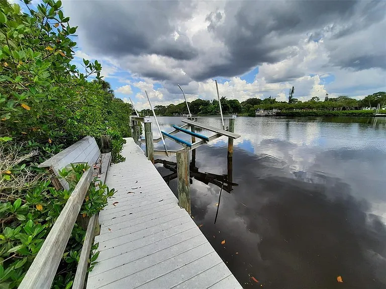 1648 Bayshore Dr — Photo 51