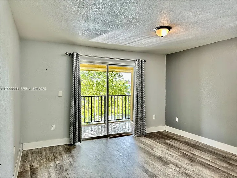 15430 SW 82nd Ln #633 — Photo 18