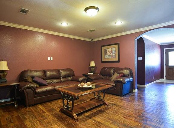 2nd image of 2013 Fairfield Dr