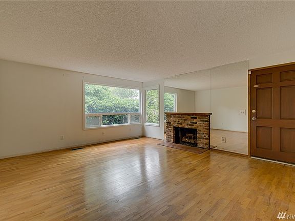 4th image of 15644 SE 24th St
