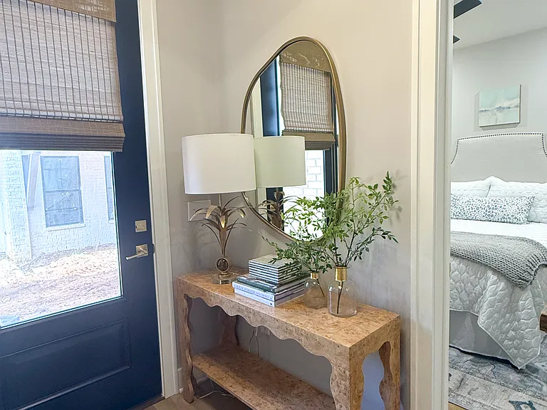 512 Mobile St — Photo 52
