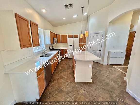 5th image of 7447 N Bradstreet Dr