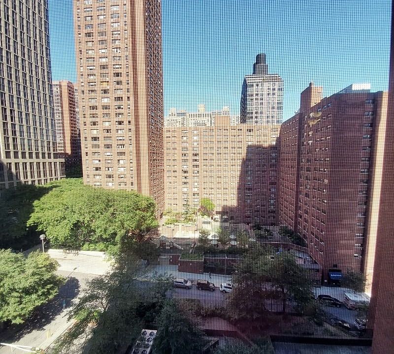 1st image of 1751 2nd Ave APT 11S