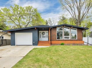 3419 84th St NW, Edmonton, AB T6K0G9