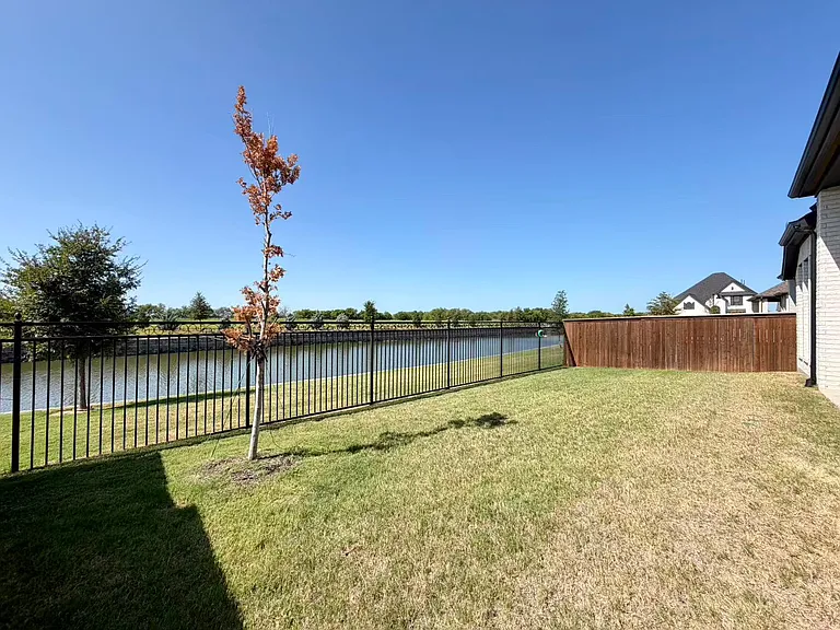 3104 Watterloo Ln — Photo 27
