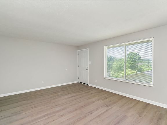 5th image of 2300 Piedmont St APT A