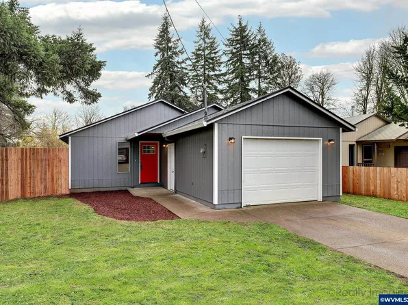 339 NE Yamhill St, Willamina, OR 97396