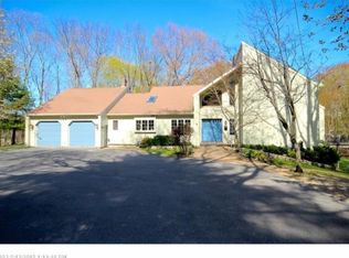 89 Adelbert St, South Portland, ME 04106