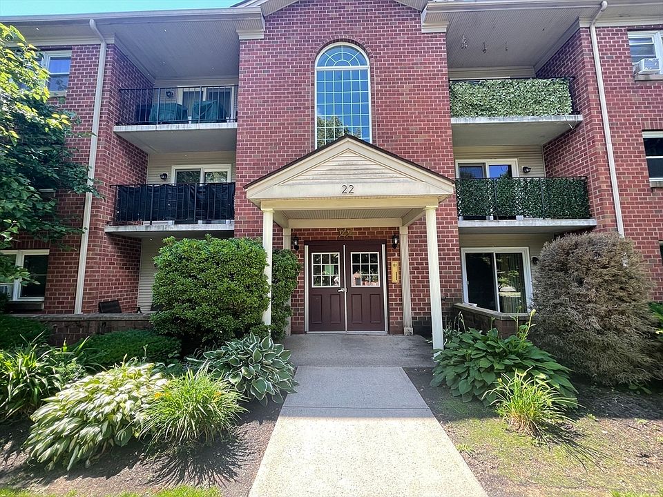 1st image of 22 Maple Crest Cir APT D