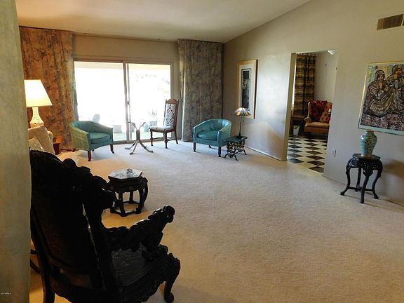 3rd image of 10855 N Fairway Ct W