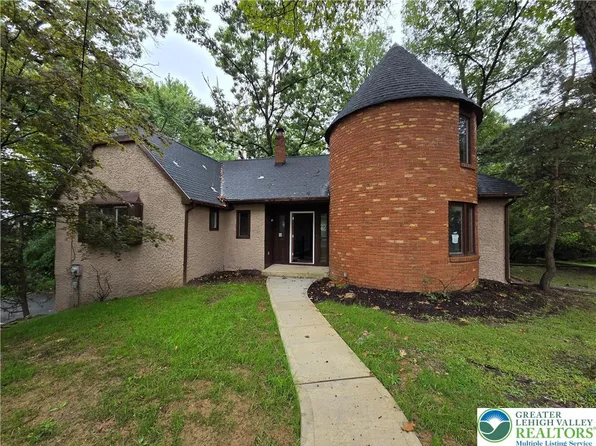 1024 E Elm St, Allentown, PA 18109