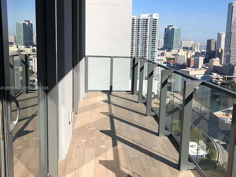 88 SW 7th St #2603 — Photo 19