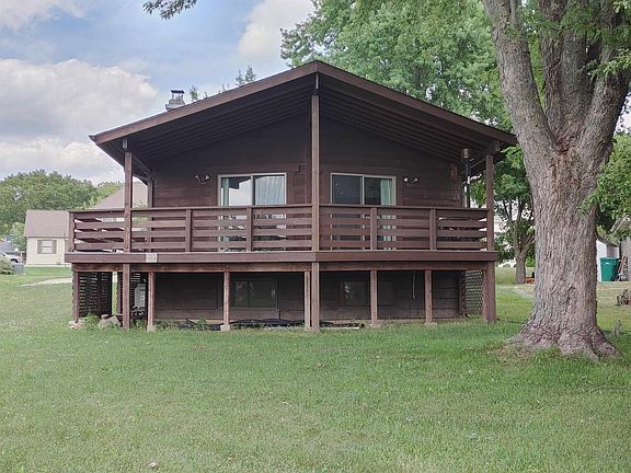5th image of 110 Candlewick Dr SE