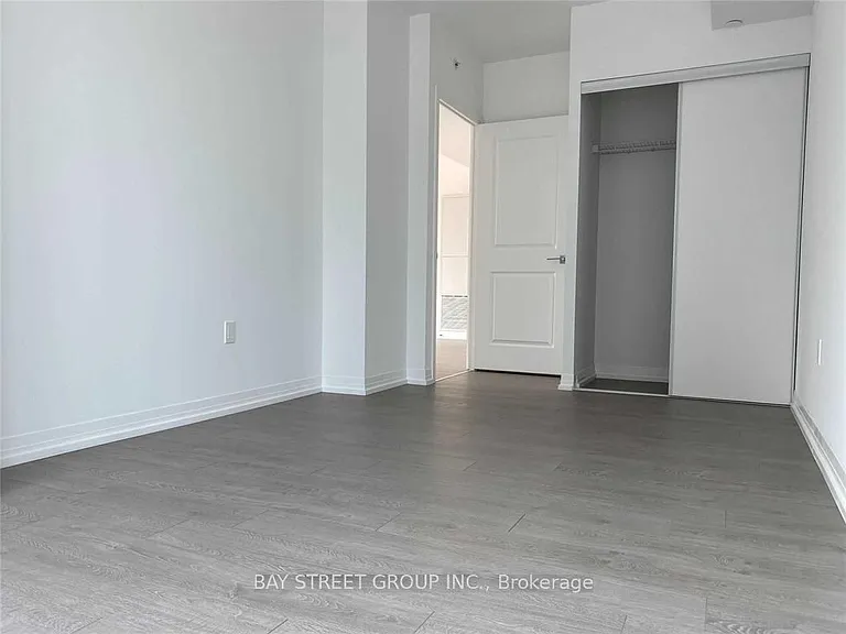 251 Jarvis St #306 — Photo 2