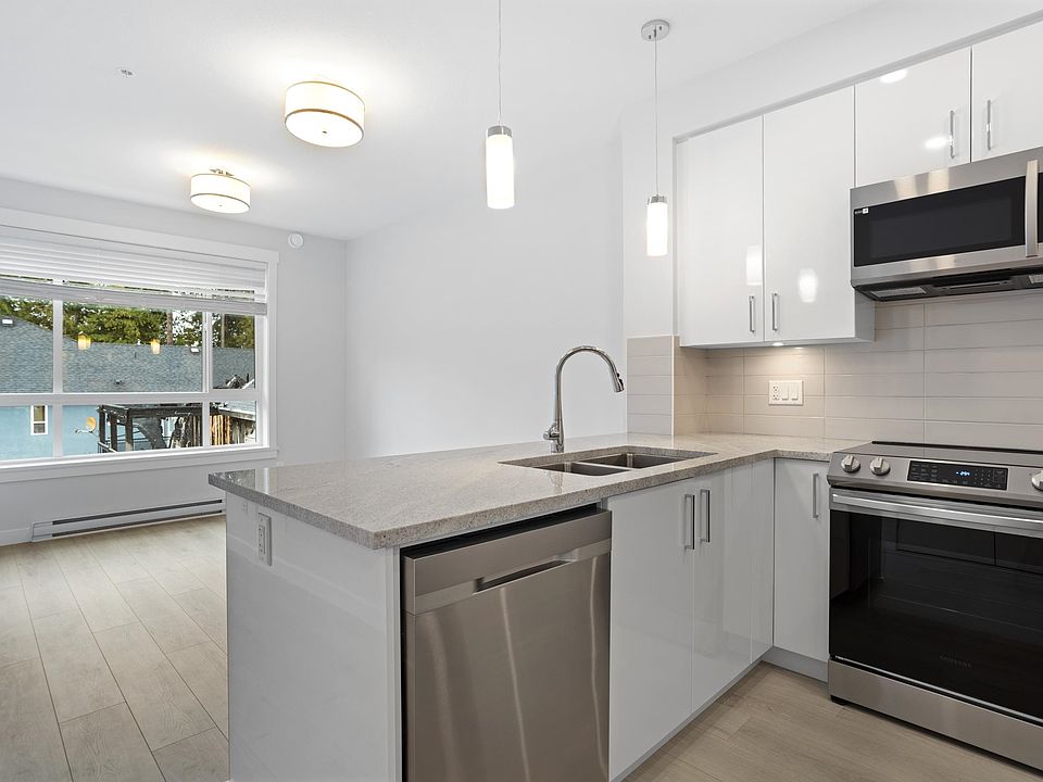 32690 14th Ave Mission BC Zillow