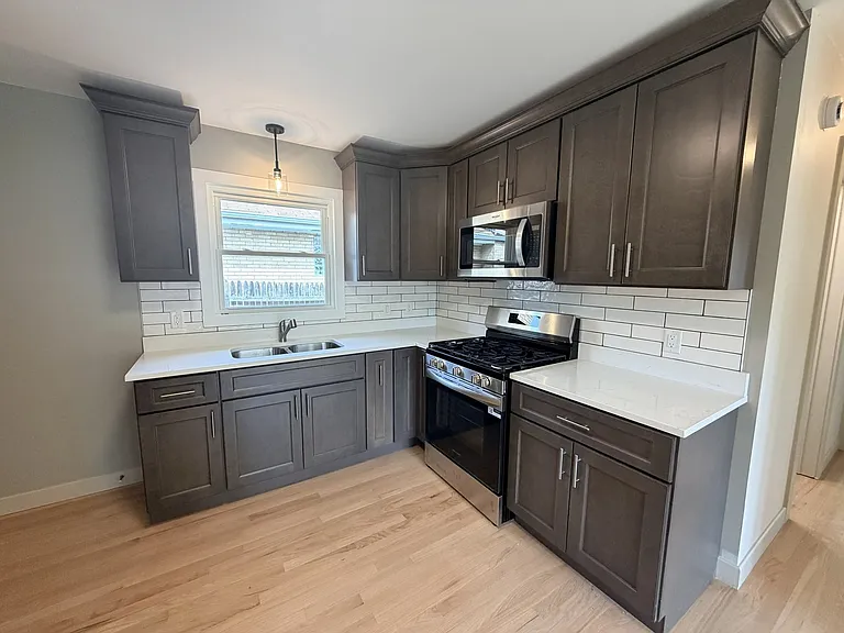 624 Prairie Ave — Photo 8