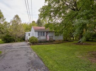 908 N Island Rd, Columbus, NJ 08022