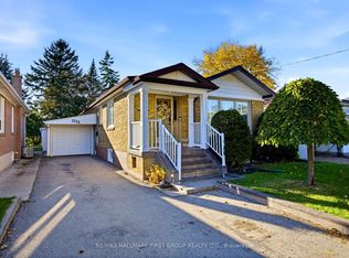 1224 Pharmacy Ave, Toronto, ON M1R 2H9