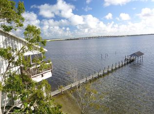 2704 N Indian River Dr, Cocoa, FL 32922