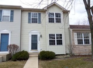 1223 Koster Ct, Geneva, IL 60134