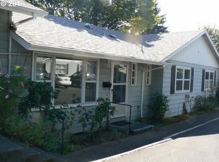 2661 SW Spring Garden St, Portland, OR 97219