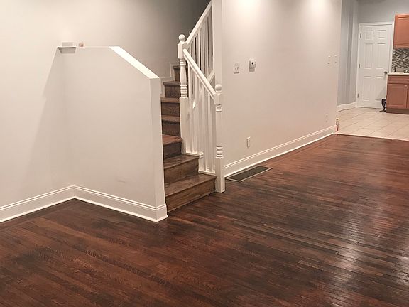 3rd image of 3949 N Smedley St